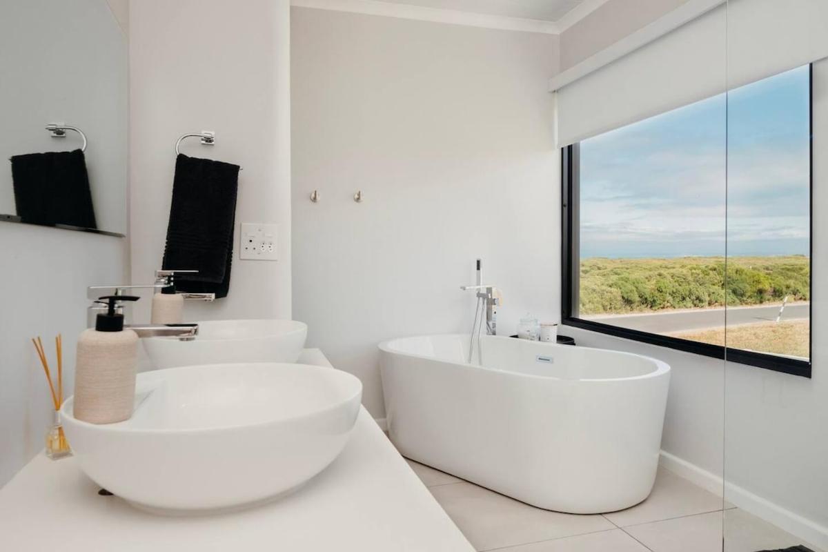 Ocean View 4-Bed Getaway On Pearly Beach Zewnętrze zdjęcie