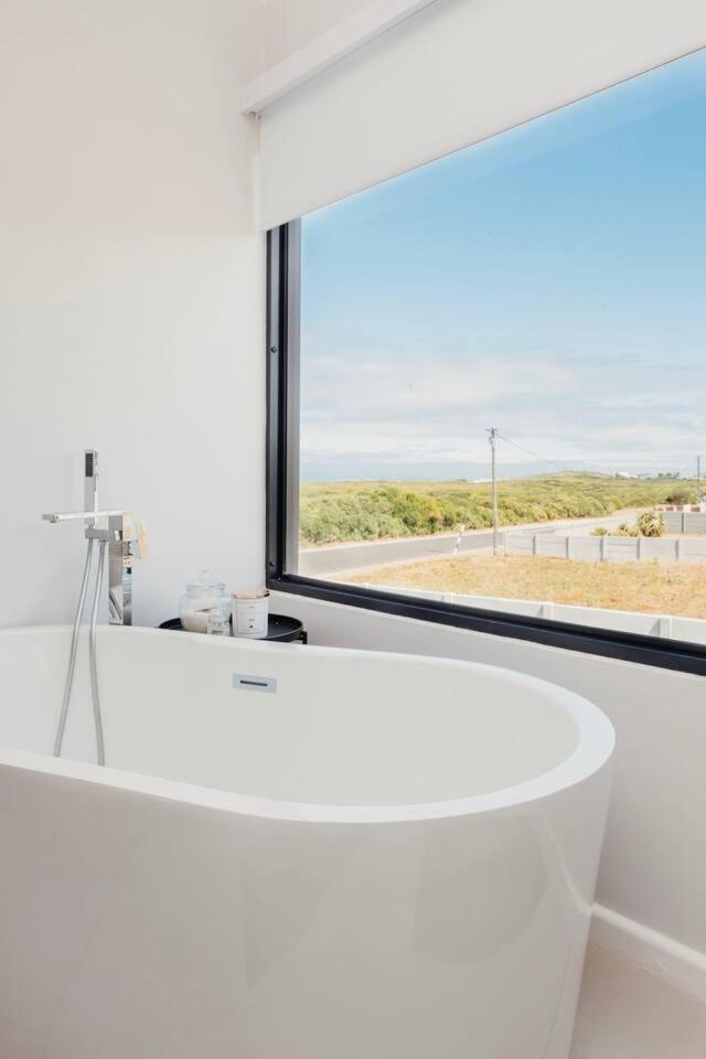 Ocean View 4-Bed Getaway On Pearly Beach Zewnętrze zdjęcie