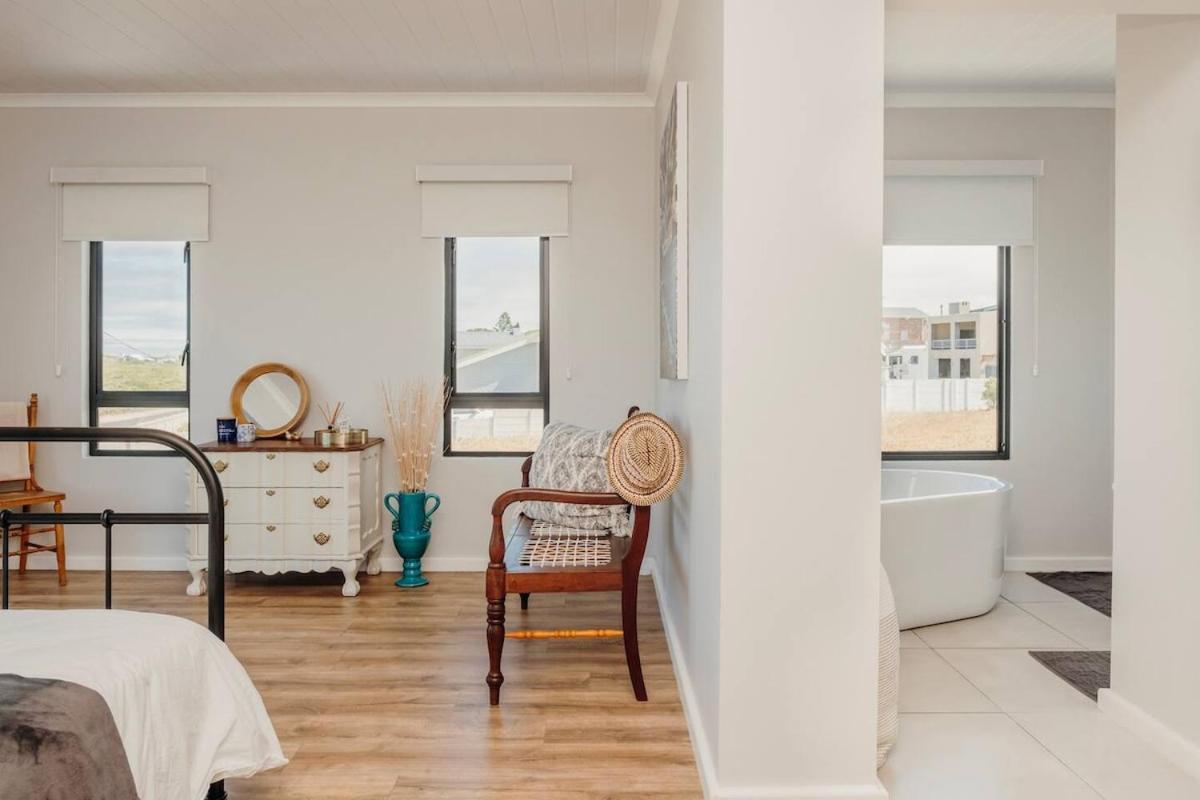 Ocean View 4-Bed Getaway On Pearly Beach Zewnętrze zdjęcie